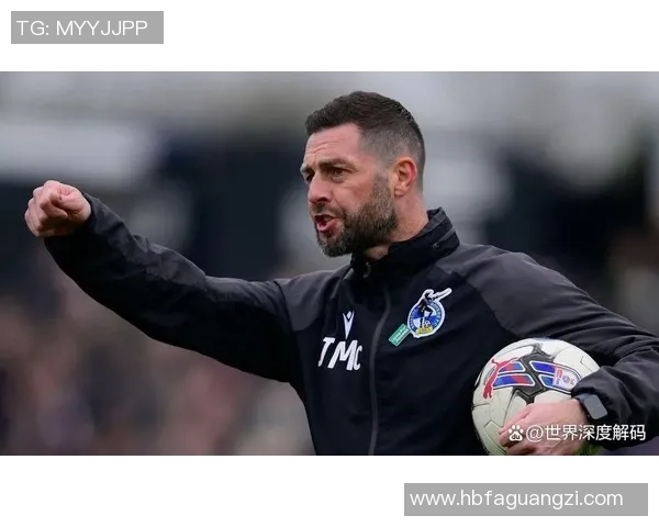 菲利波·因扎吉：从球场传奇到教练生涯的辉煌转型与挑战